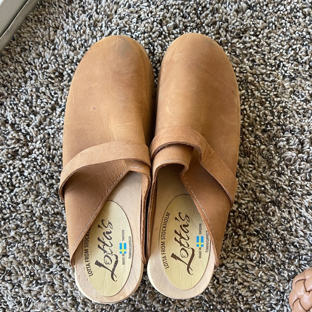 Lotta from Stockholm clogs